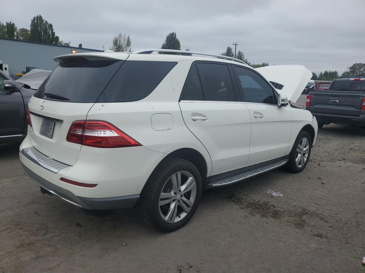 MERCEDES-BENZ M-CLASS 350