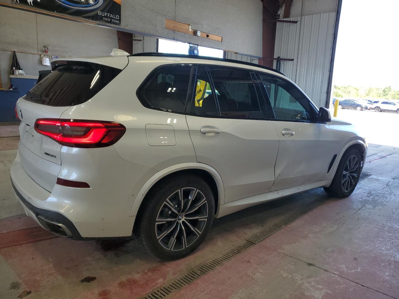 BMW X5 XDRIVE50I