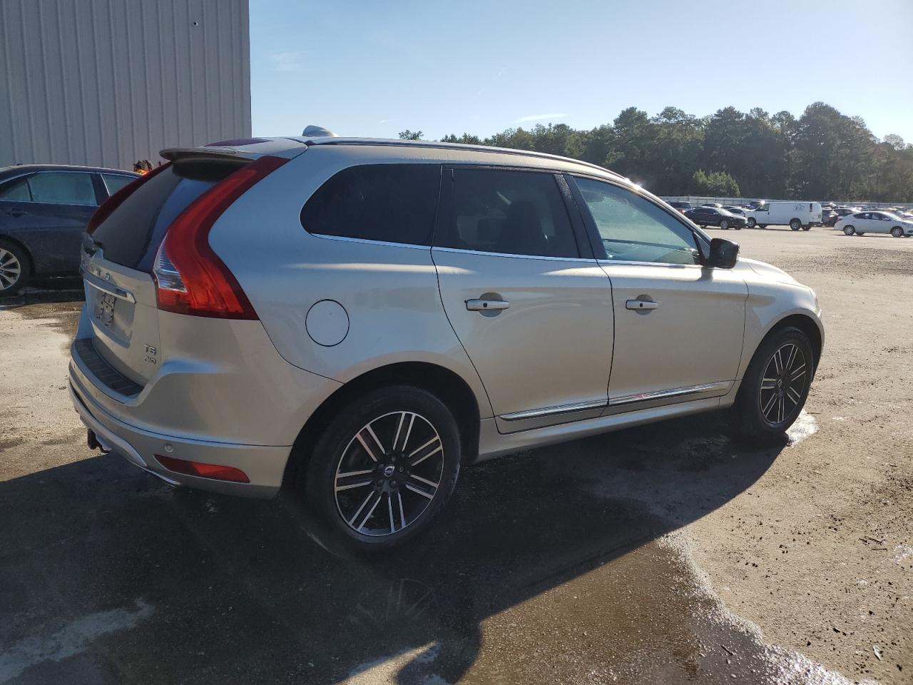 VOLVO XC60 T5 DYNAMIC