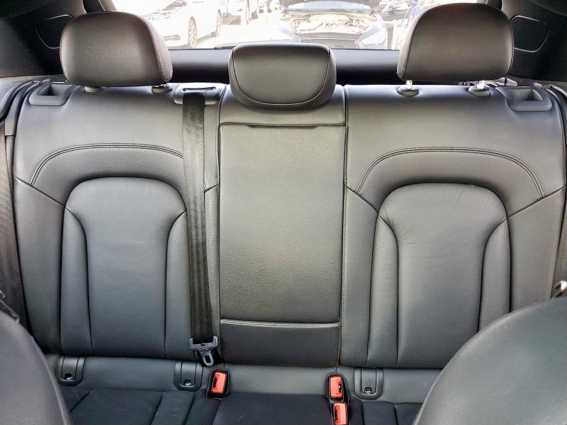 2018 AUDI Q3 PREMIUM WA1BCCFS1JR029850