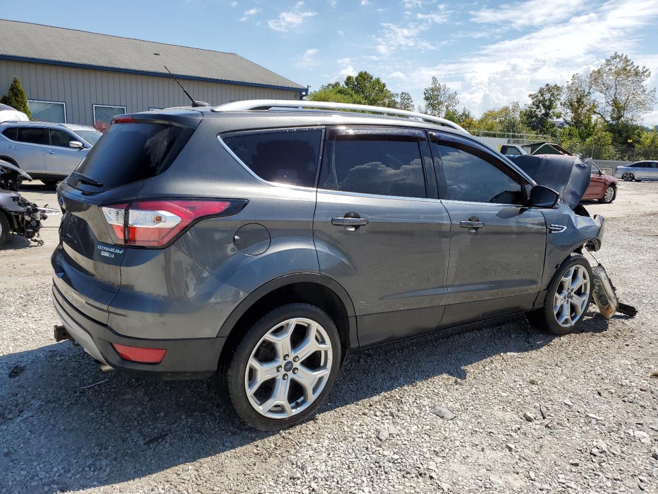 FORD ESCAPE TITANIUM