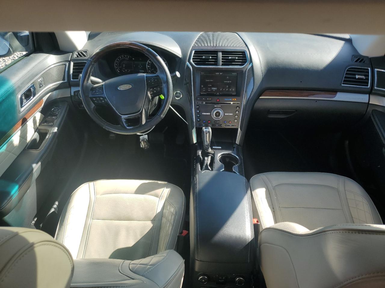 FORD EXPLORER PLATINUM