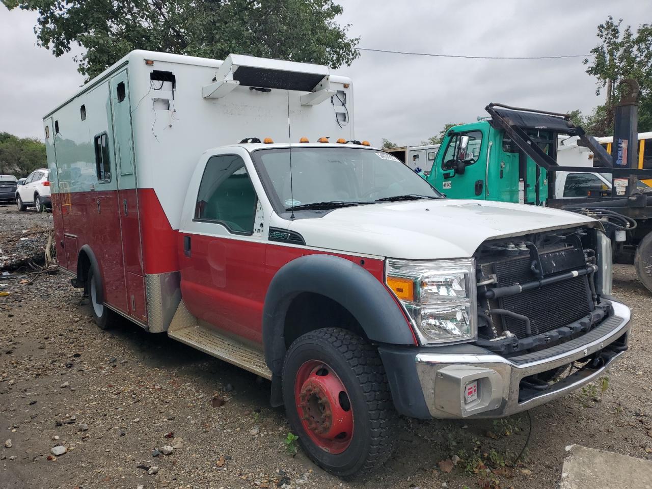 FORD F-550 SUPER DUTY