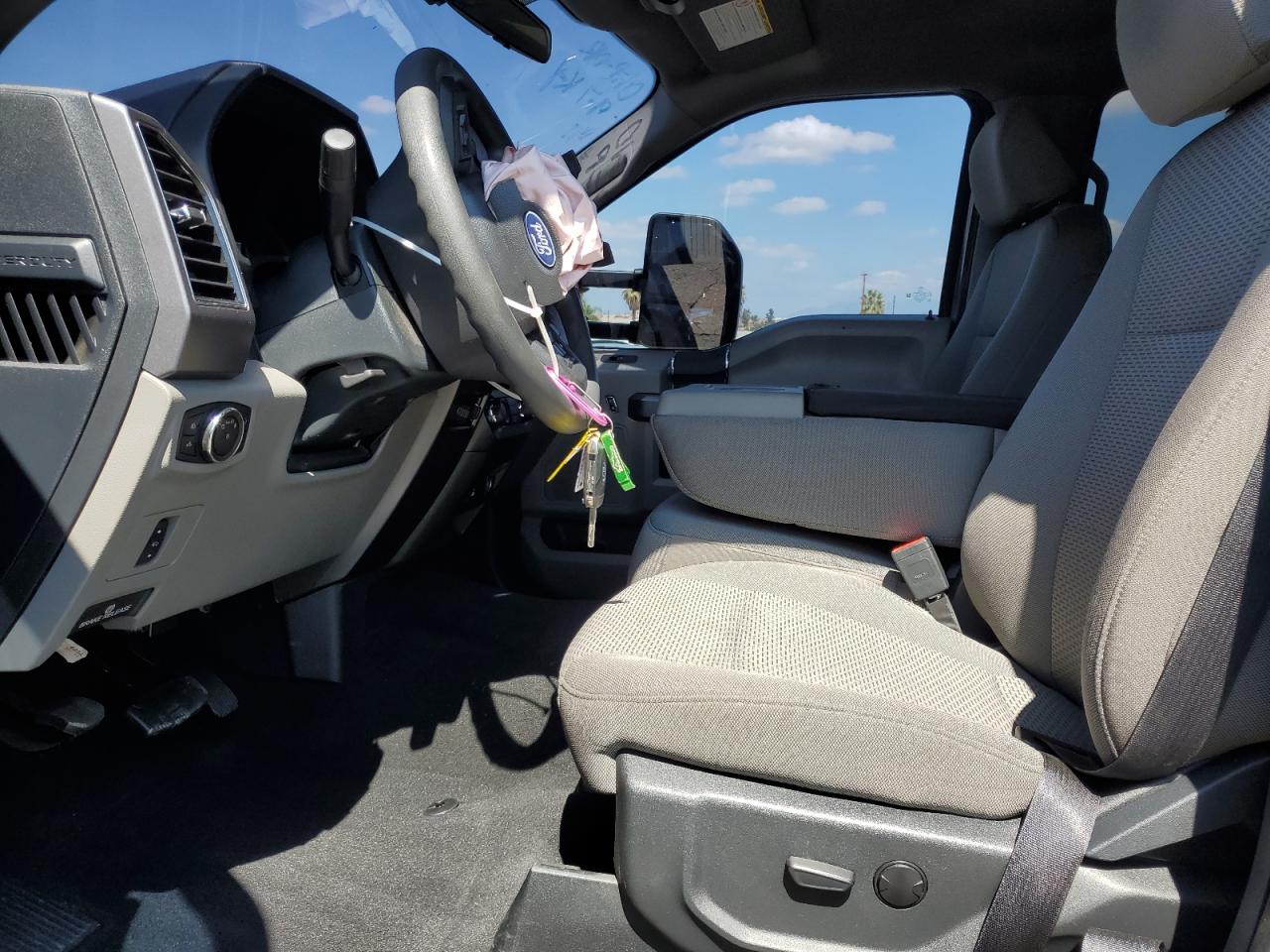 FORD F-250 SUPER DUTY