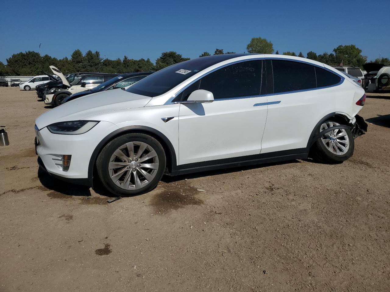 TESLA MODEL X