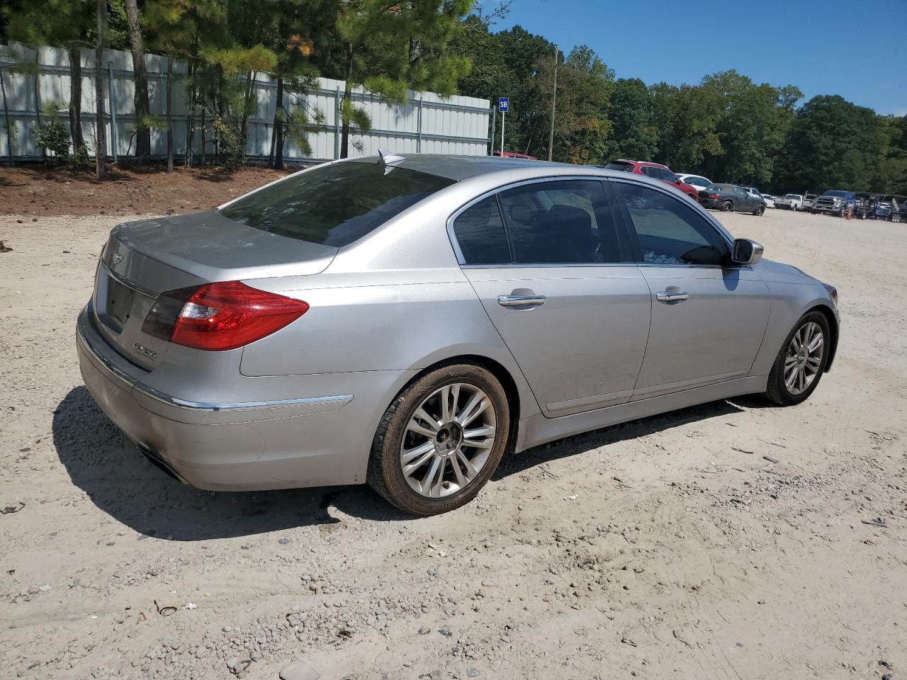 HYUNDAI GENESIS 3.8L