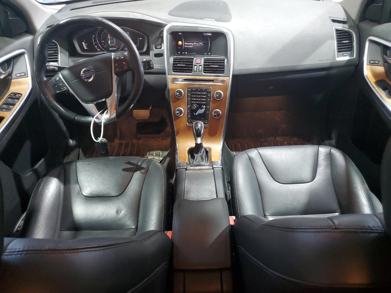 VOLVO XC60 T5 INSCRIPTION