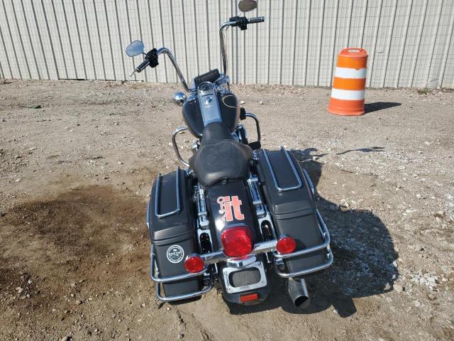 2017 HARLEY-DAVIDSON FLHR ROAD KING 1HD1FBC18HB672518