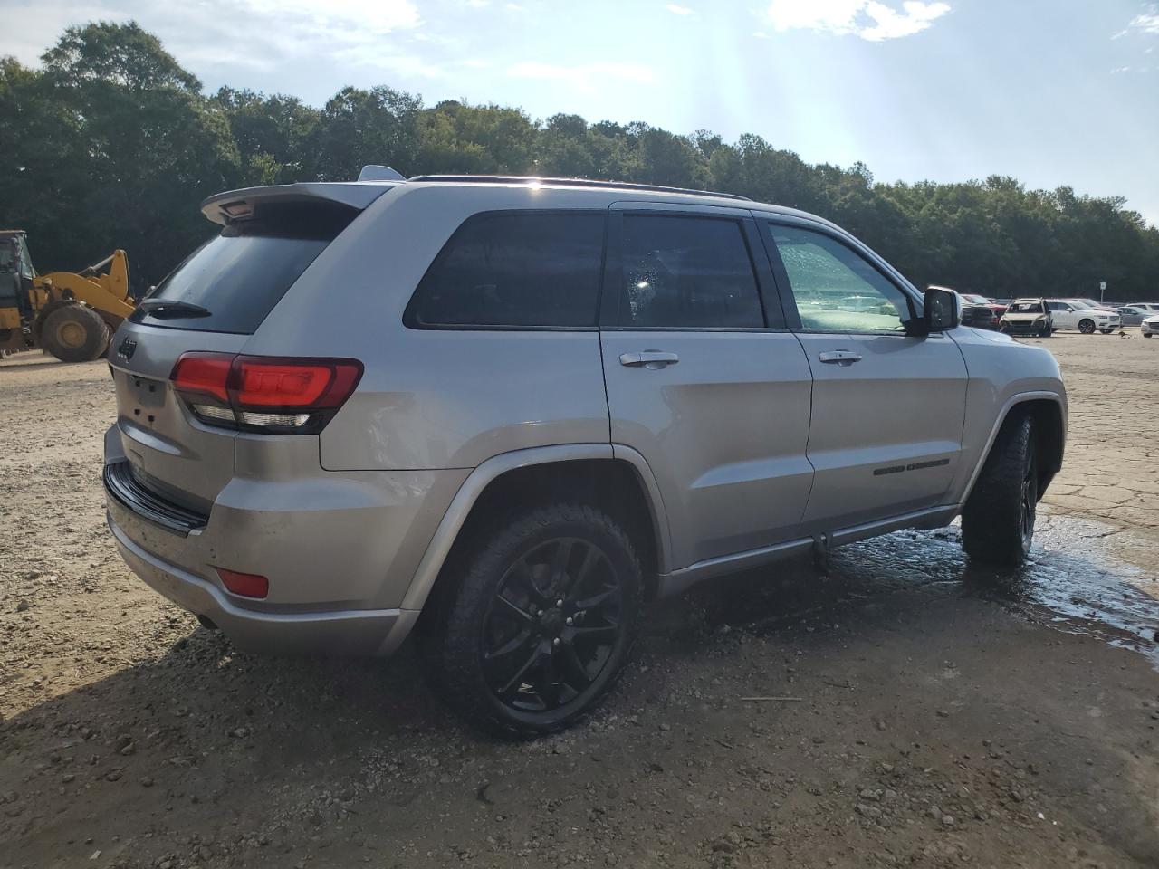 JEEP GRAND CHEROKEE LAREDO