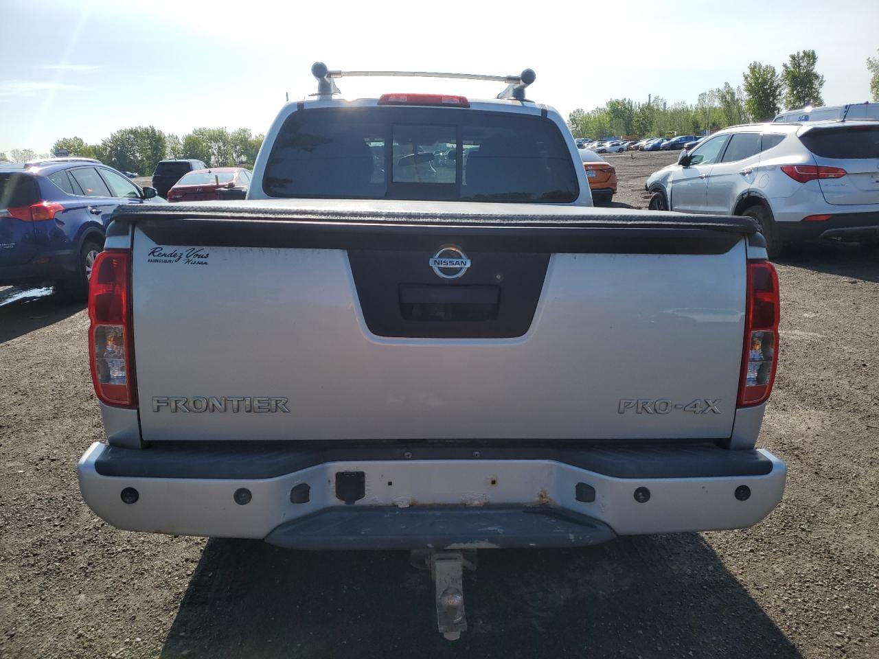 NISSAN FRONTIER S