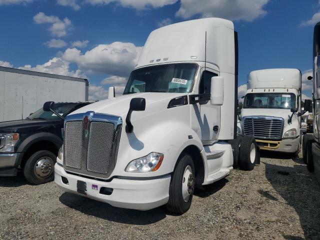 KENWORTH T680 2015 white tractor diesel 1XKYA48X7FJ462409 photo #3