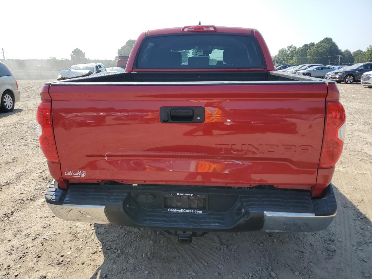 TOYOTA TUNDRA CREWMAX SR5