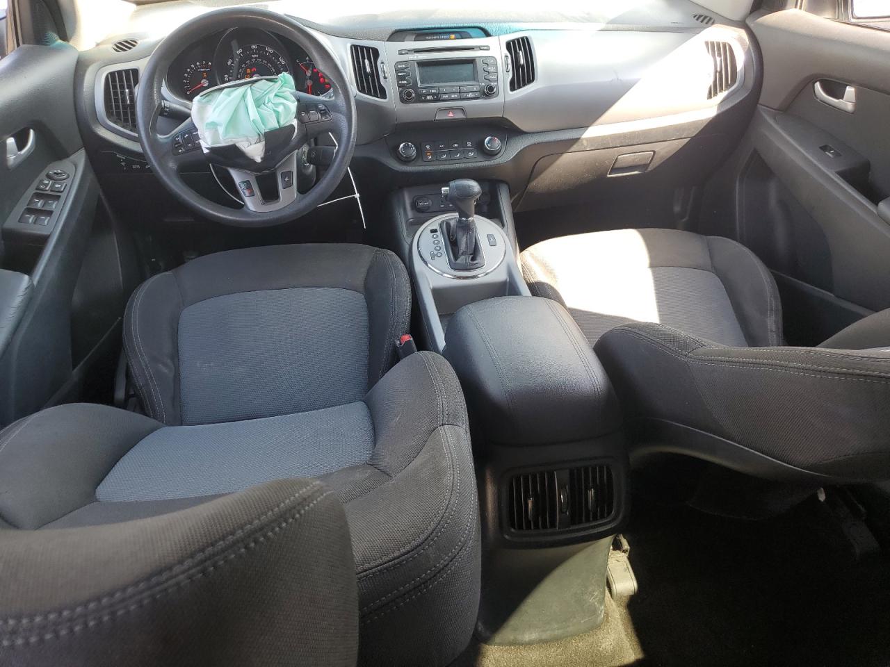 KIA SPORTAGE LX