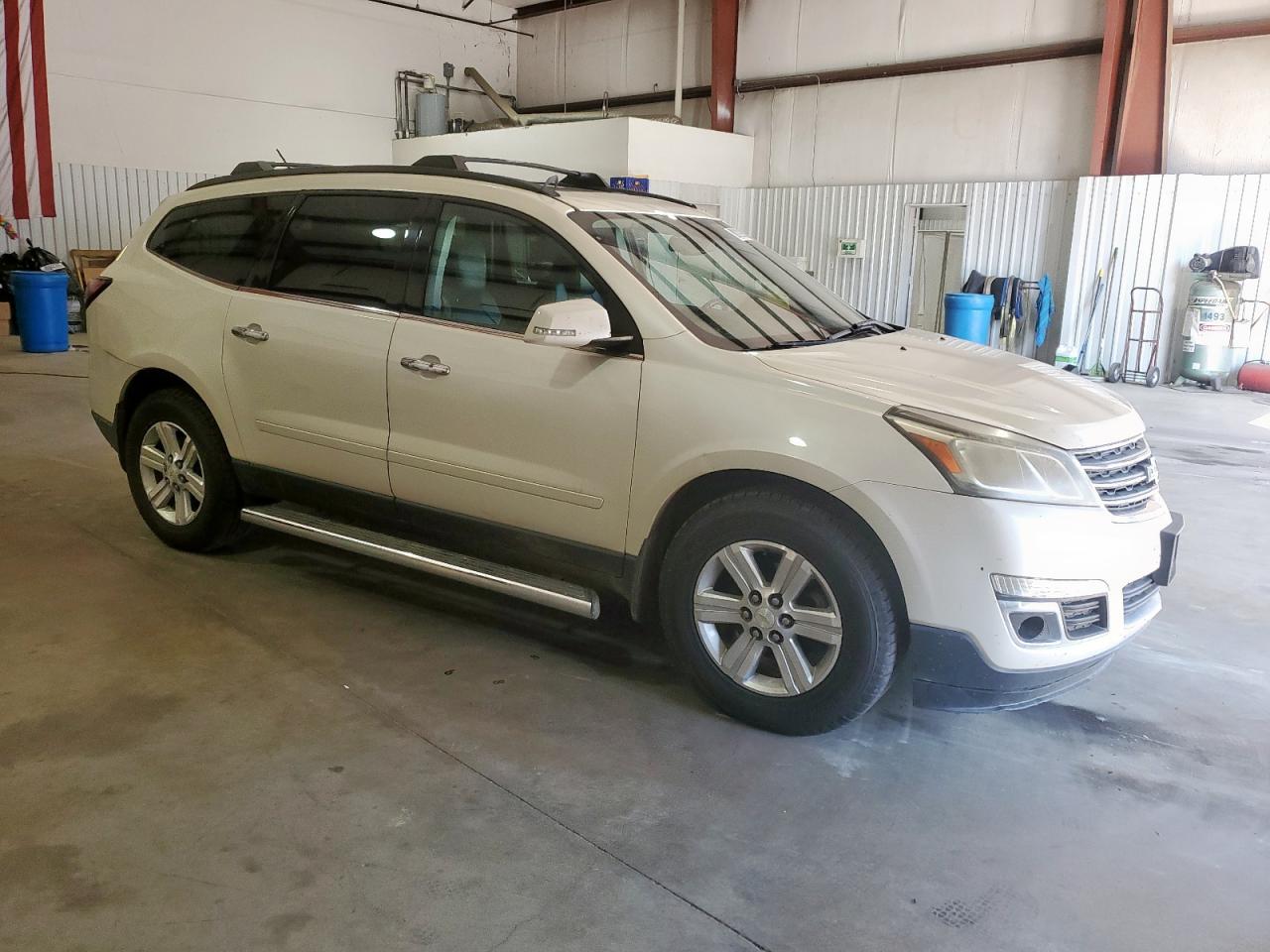 CHEVROLET TRAVERSE LT