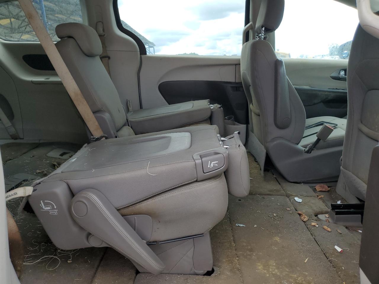 CHRYSLER PACIFICA LX