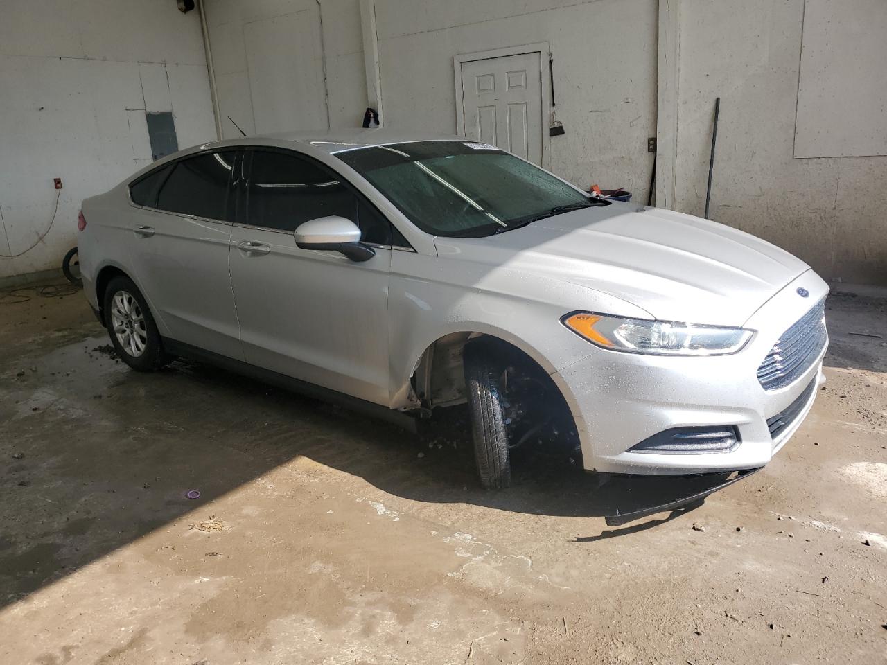 FORD FUSION S
