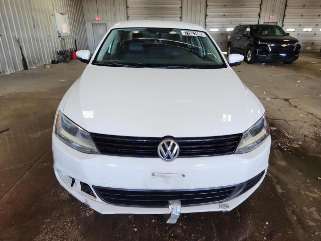 2011 VOLKSWAGEN JETTA SE - 3VWDX7AJ0BM388096