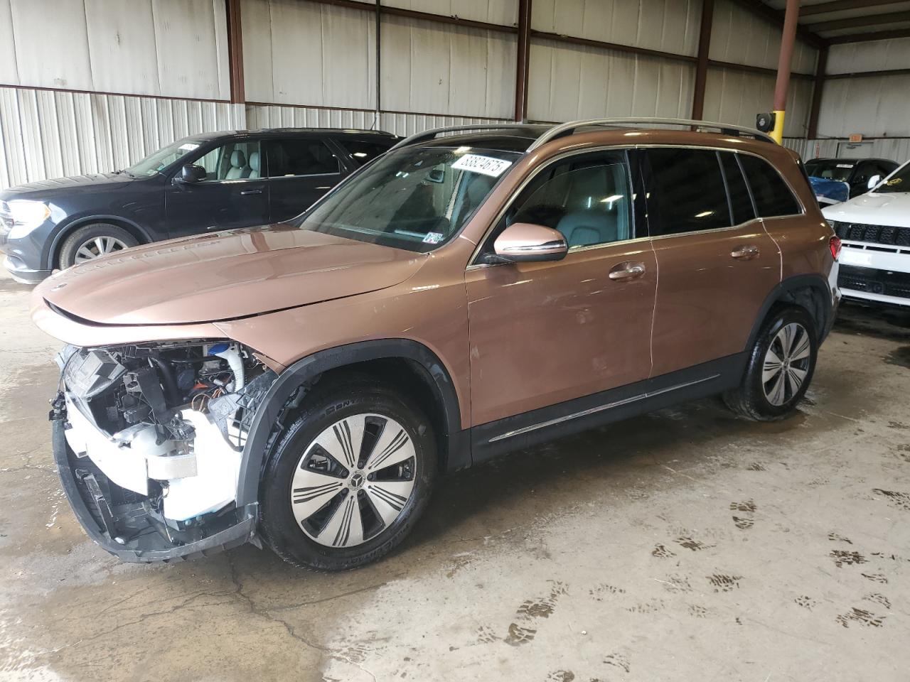 MERCEDES-BENZ EQB 300 4MATIC