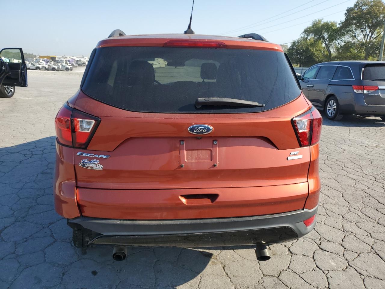 FORD ESCAPE SE