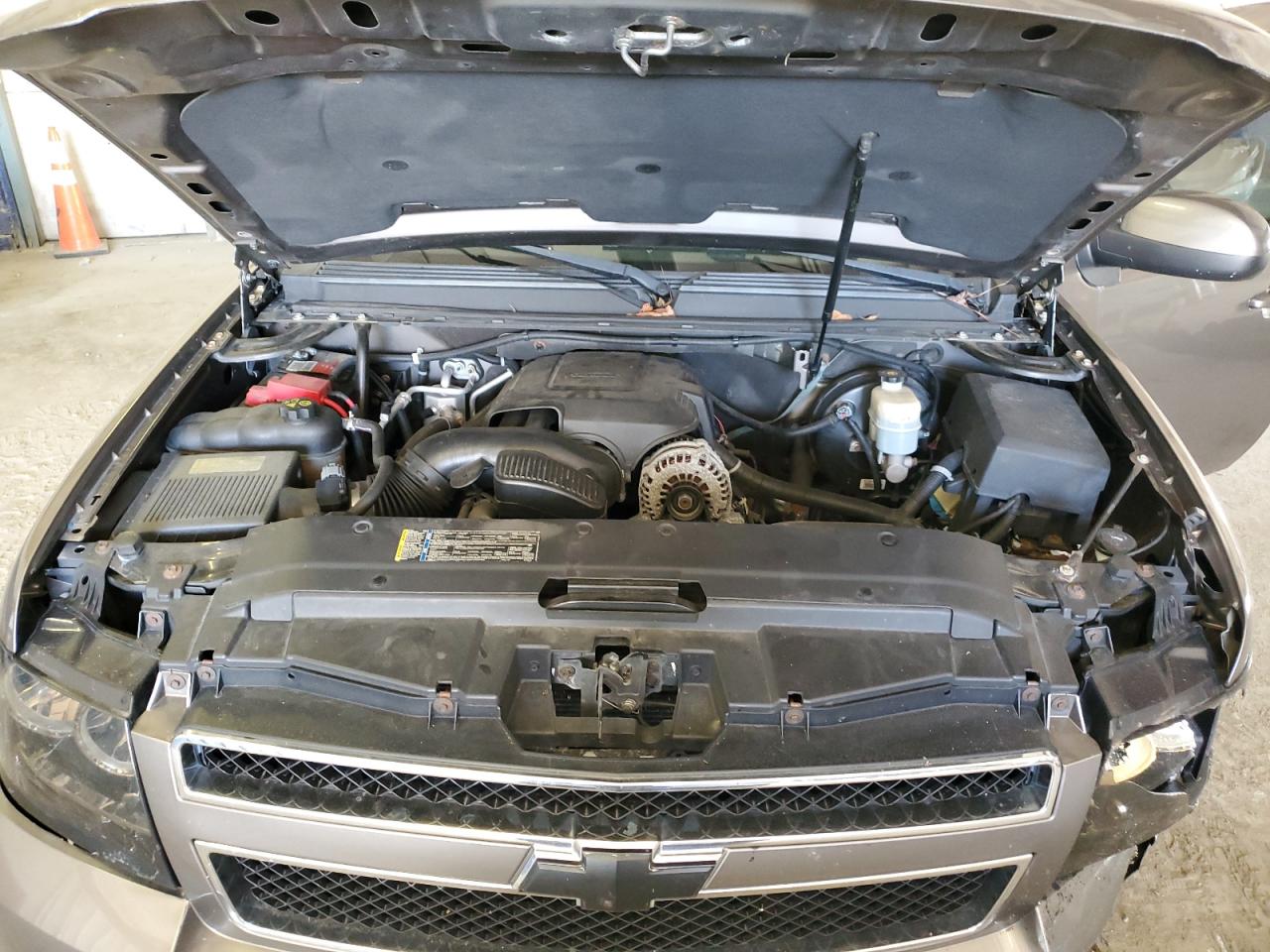 CHEVROLET TAHOE K1500 LT