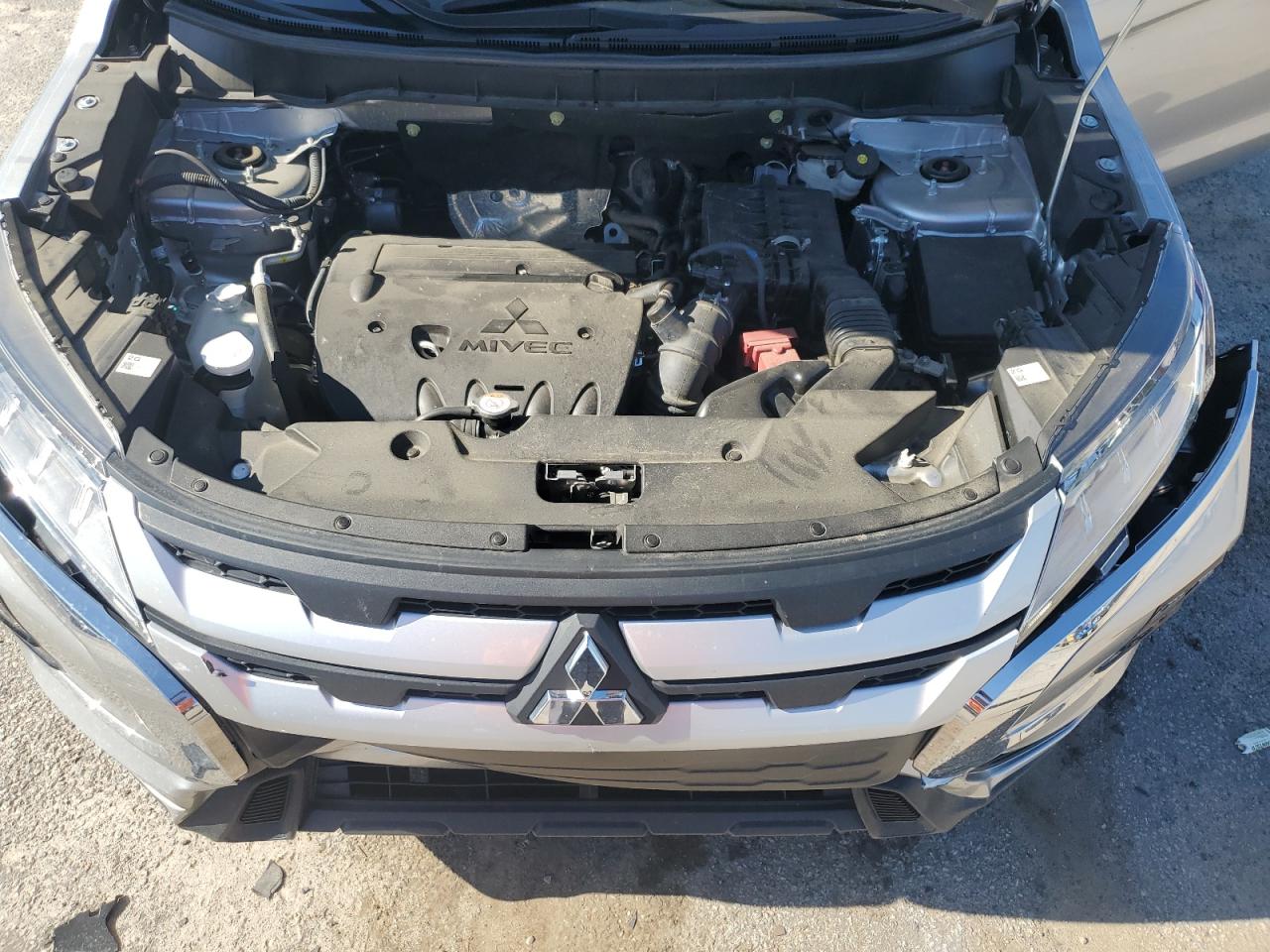 MITSUBISHI OUTLANDER S/SE