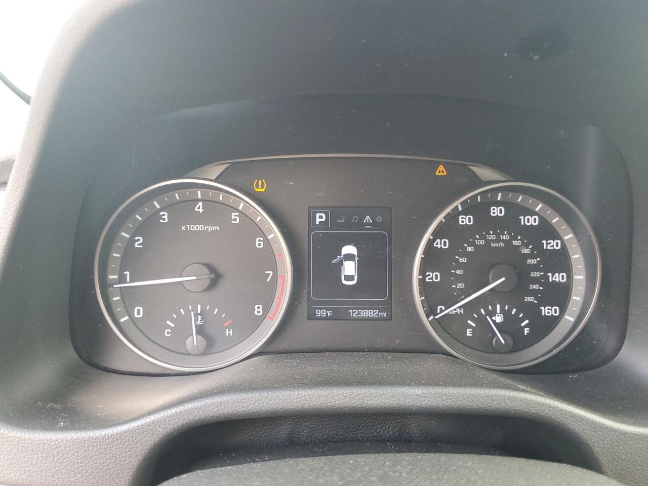 Lot #3297969770 2018 HYUNDAI ELANTRA SE