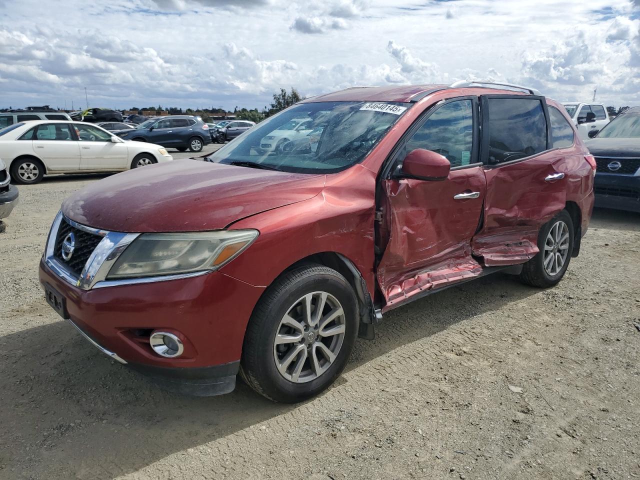  Salvage Nissan Pathfinder