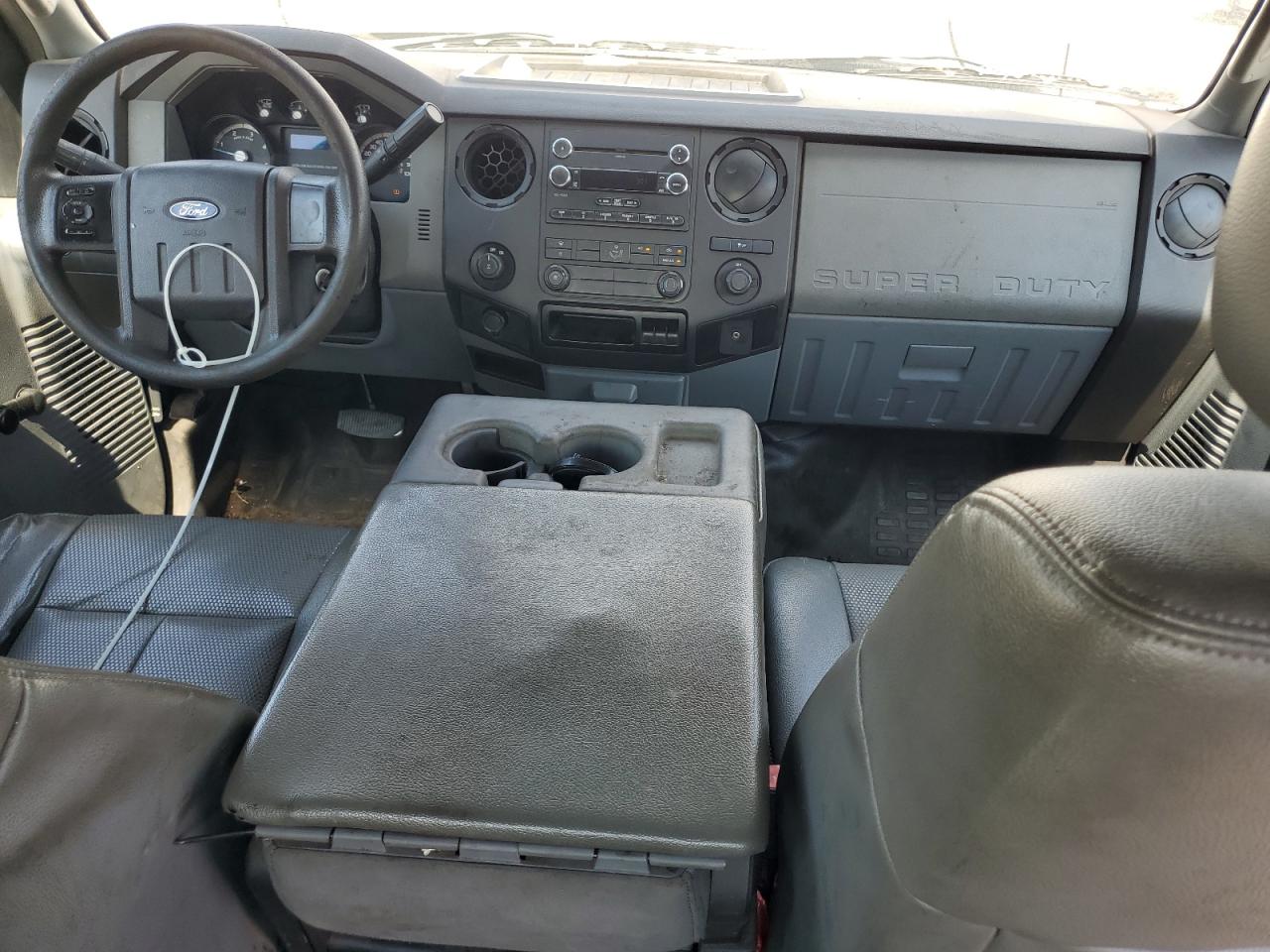 FORD F-250 SUPER DUTY