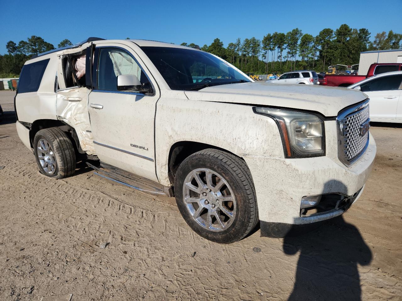GMC YUKON DENALI