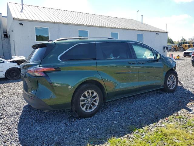 2022 TOYOTA SIENNA LE 5TDKSKFC5NS041289