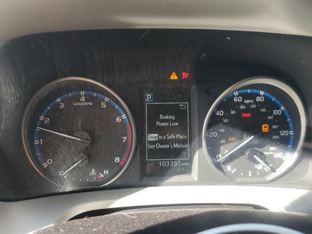 2018 TOYOTA RAV4 ADVEN 2T3RFREV2JW724235