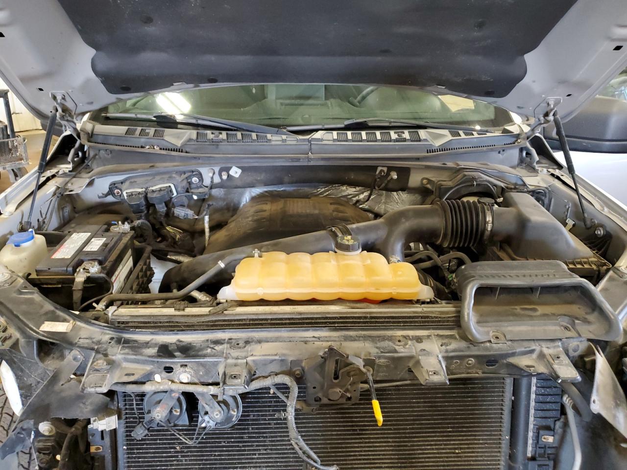 FORD F-150 SUPER CAB