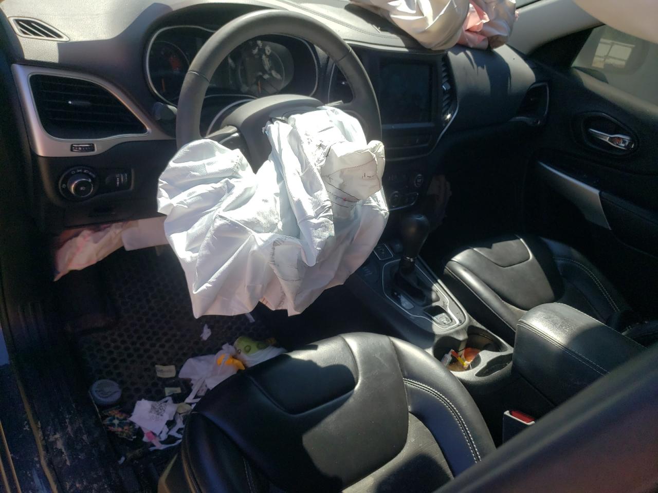 JEEP GRAND CHEROKEE LATITUDE