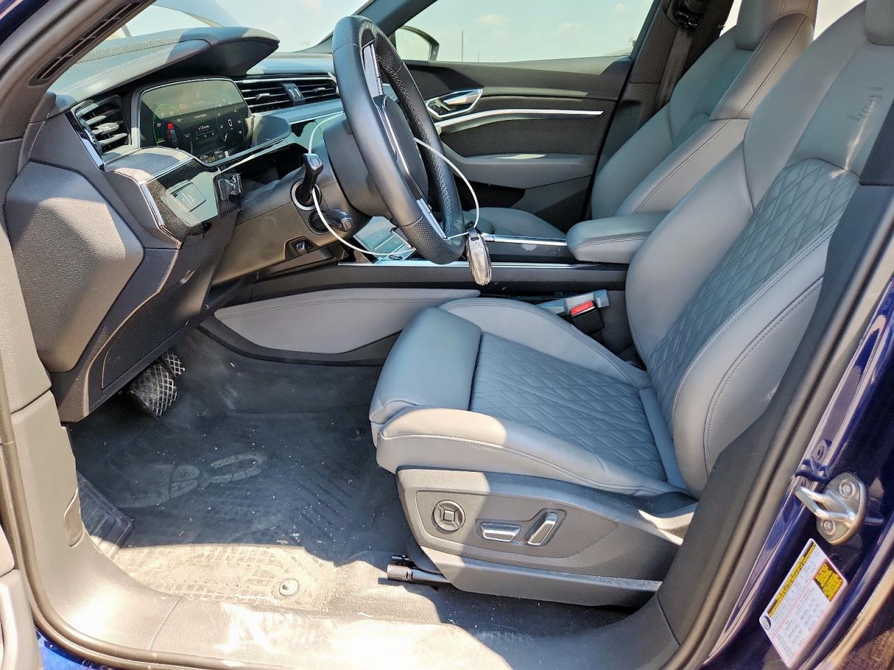 AUDI E-TRON PRESTIGE