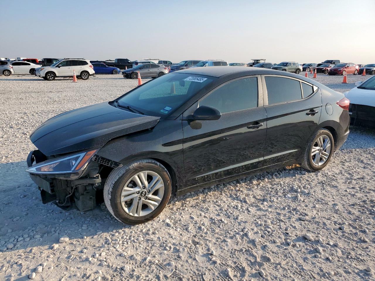 HYUNDAI ELANTRA SEL