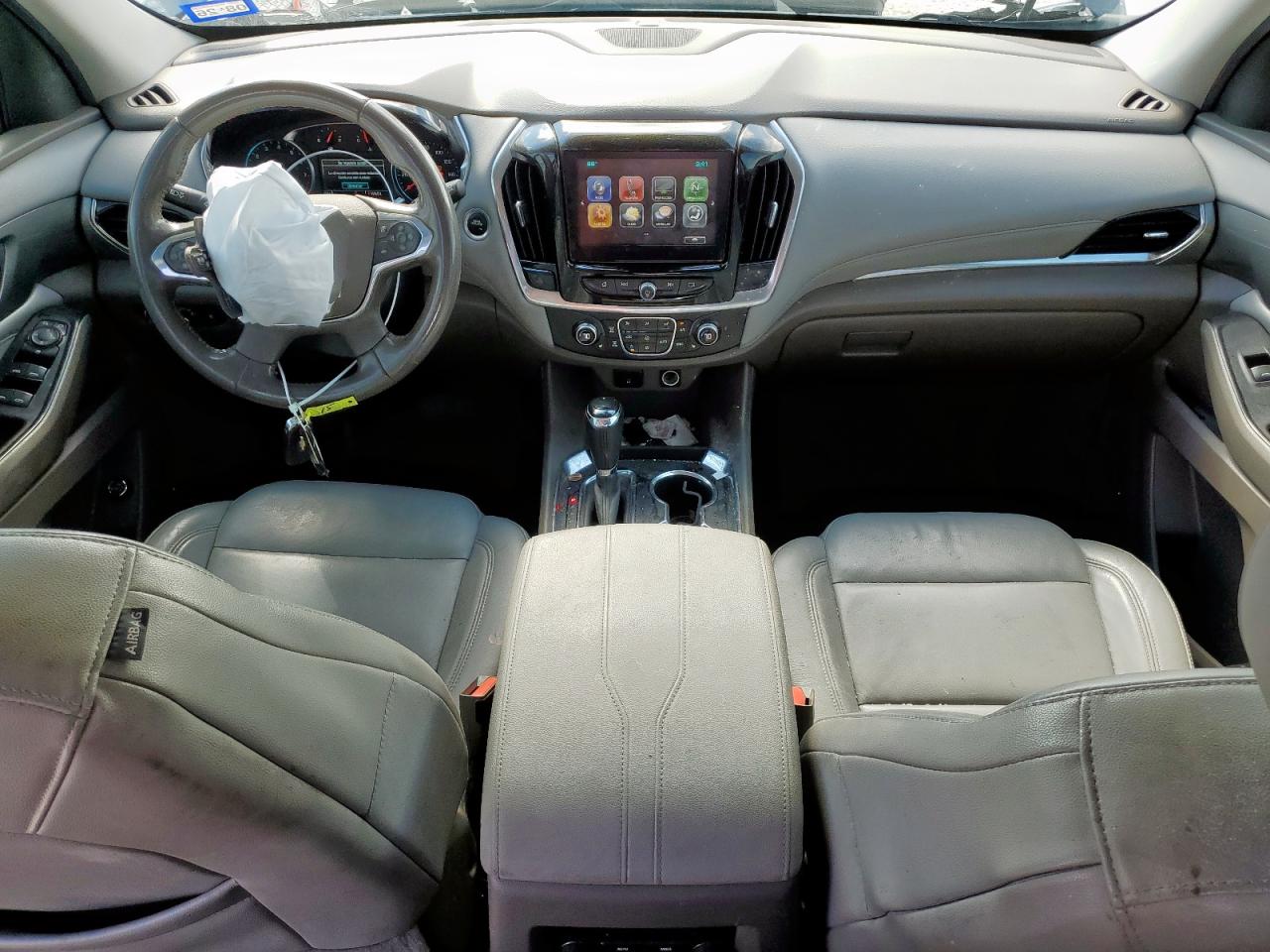 CHEVROLET TRAVERSE LT