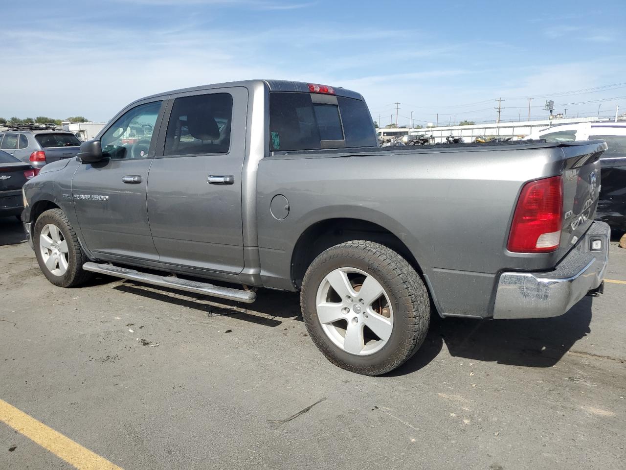 DODGE RAM 1500 SLT