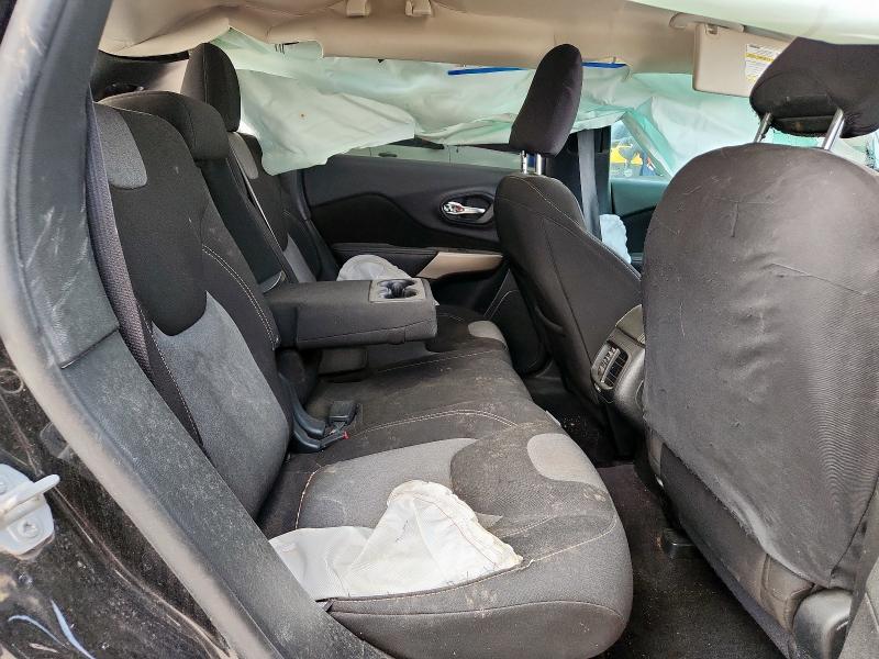 2018 JEEP CHEROKEE - 1C4PJLCB2JD559070