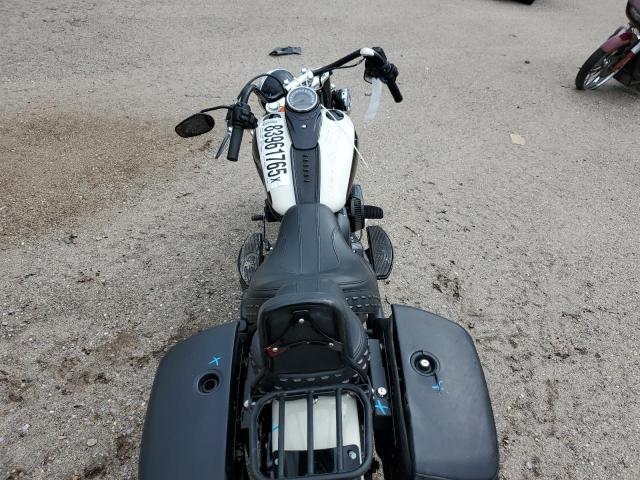 2018 HARLEY-DAVIDSON FLHCS HERI 1HD1YBK19JC013651