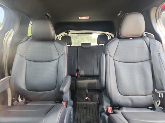 2025 TOYOTA SIENNA XSE 5TDDSKFC2SS186990