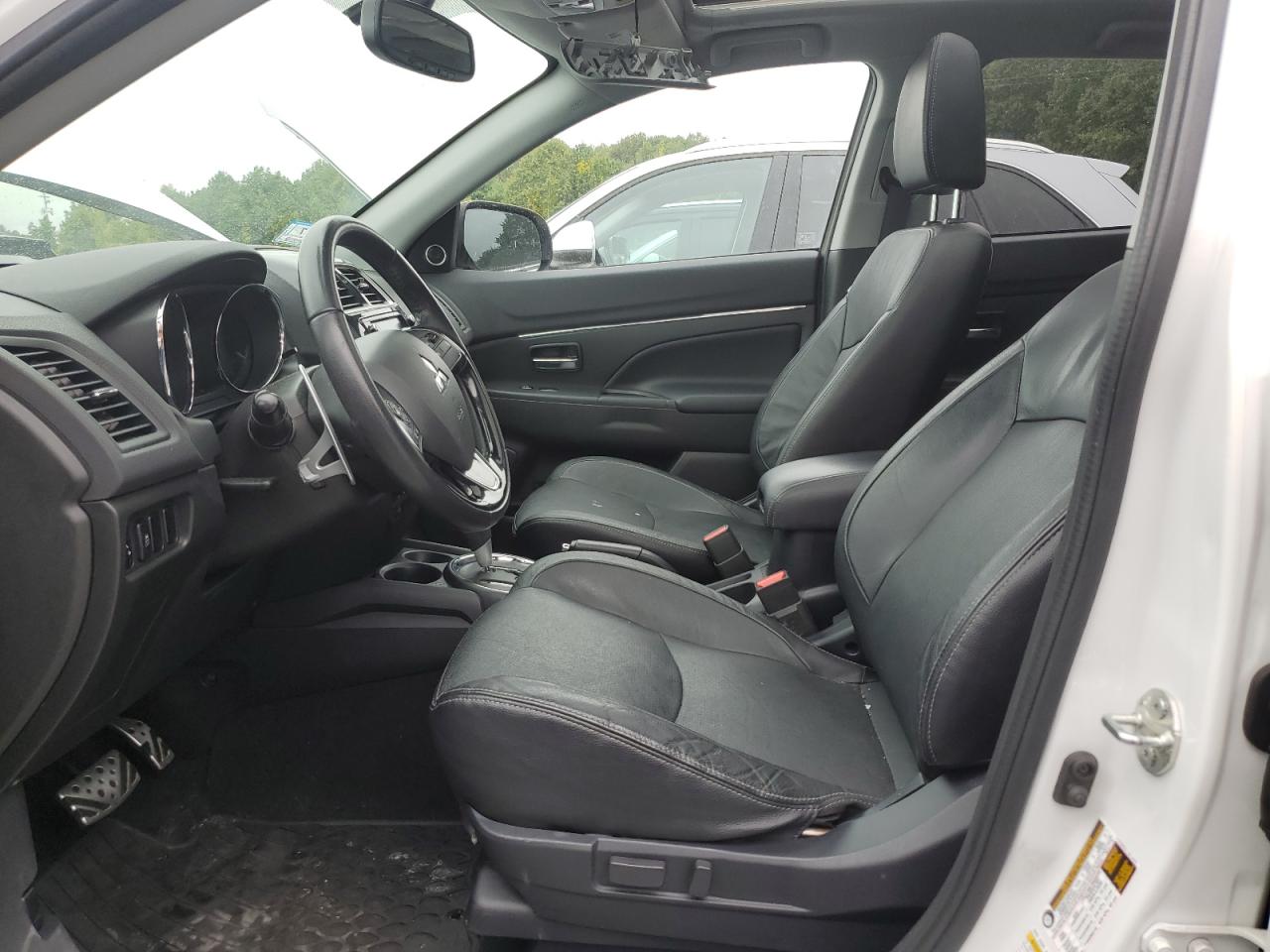 MITSUBISHI OUTLANDER SEL