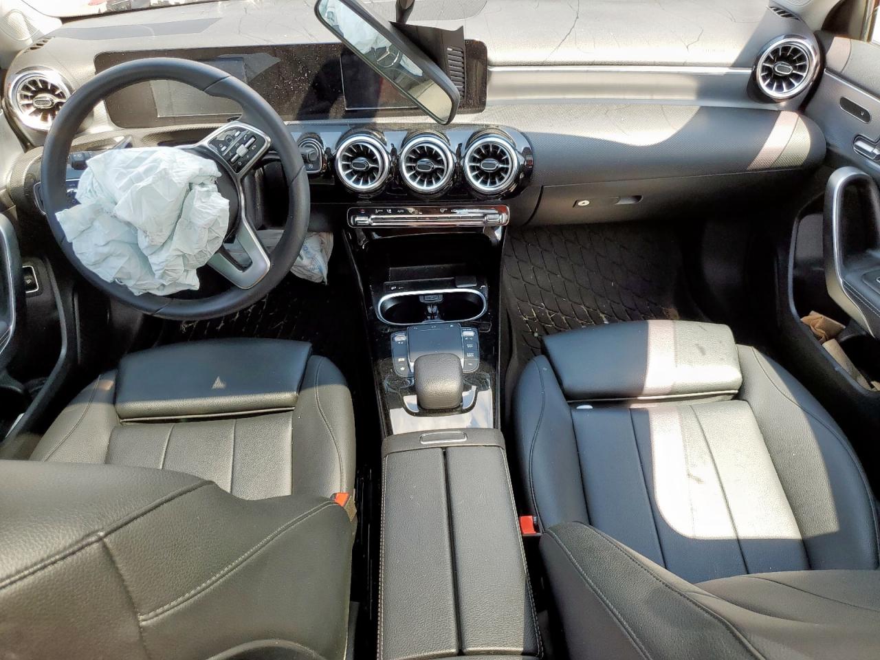 MERCEDES-BENZ A-CLASS 220