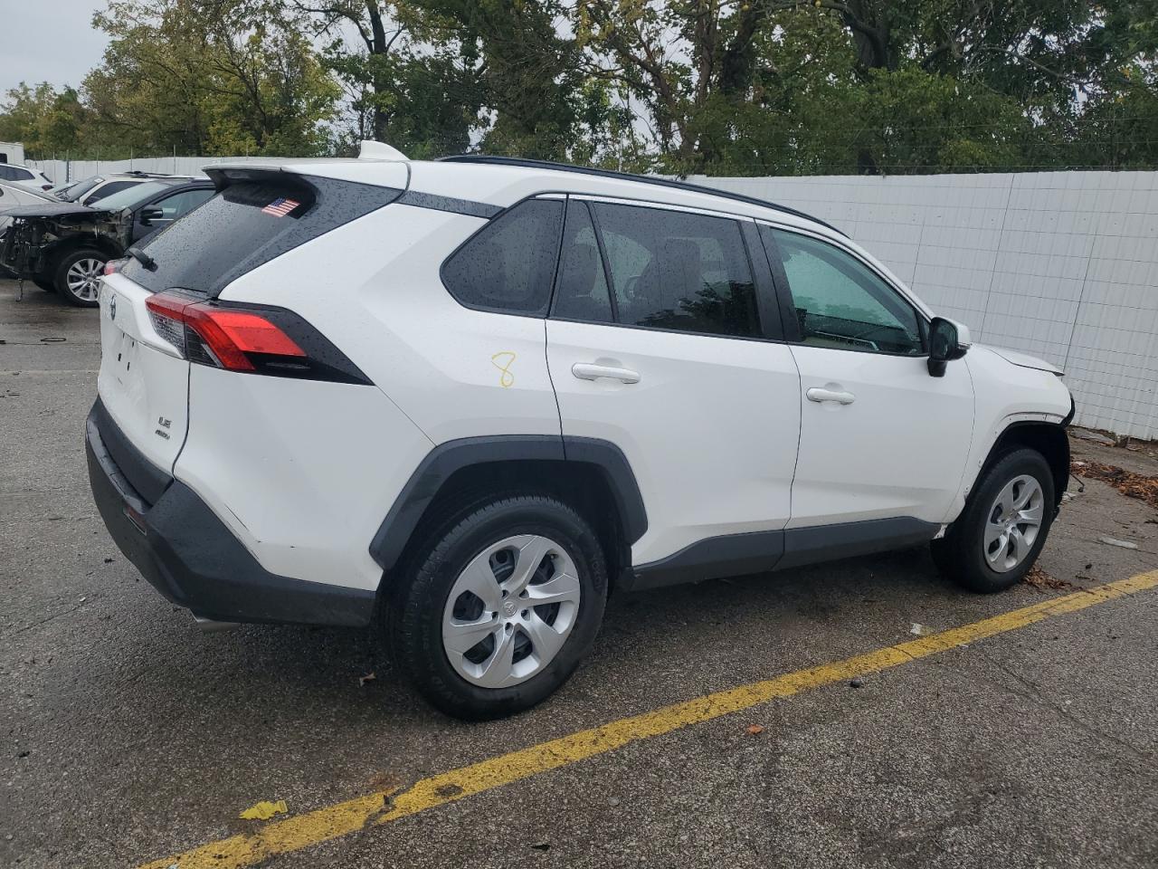 TOYOTA RAV4 LE