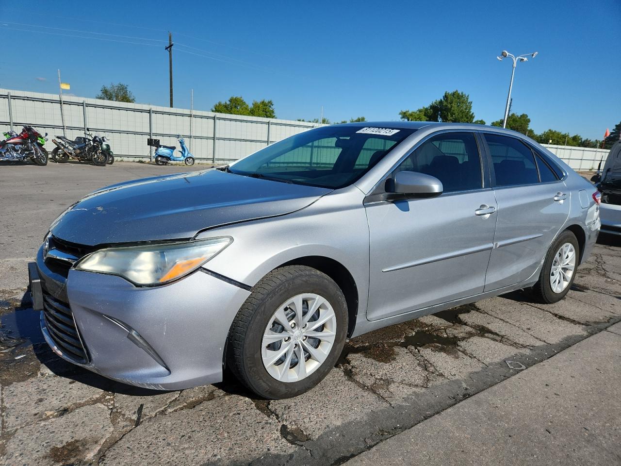 TOYOTA CAMRY LE
