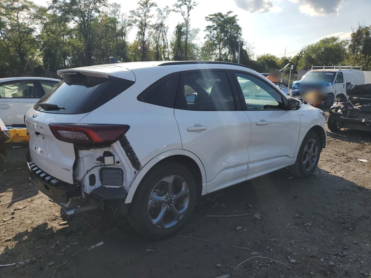 FORD ESCAPE ST LINE SELECT