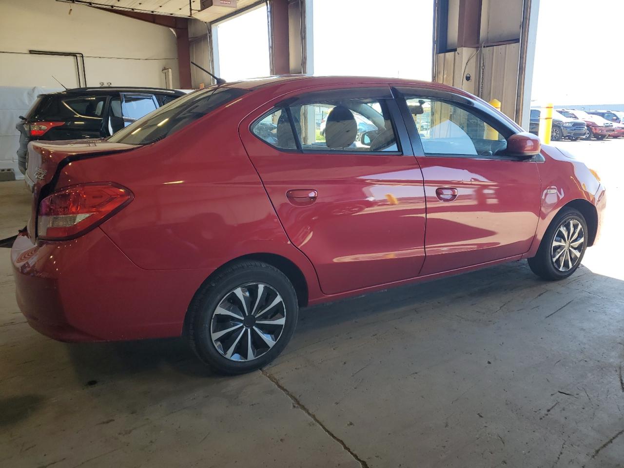 MITSUBISHI MIRAGE G4 ES