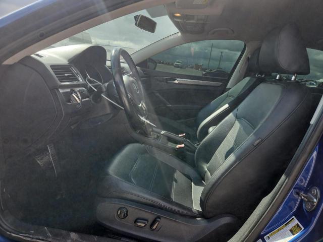 2017 VOLKSWAGEN PASSAT R-L 1VWDT7A39HC000869