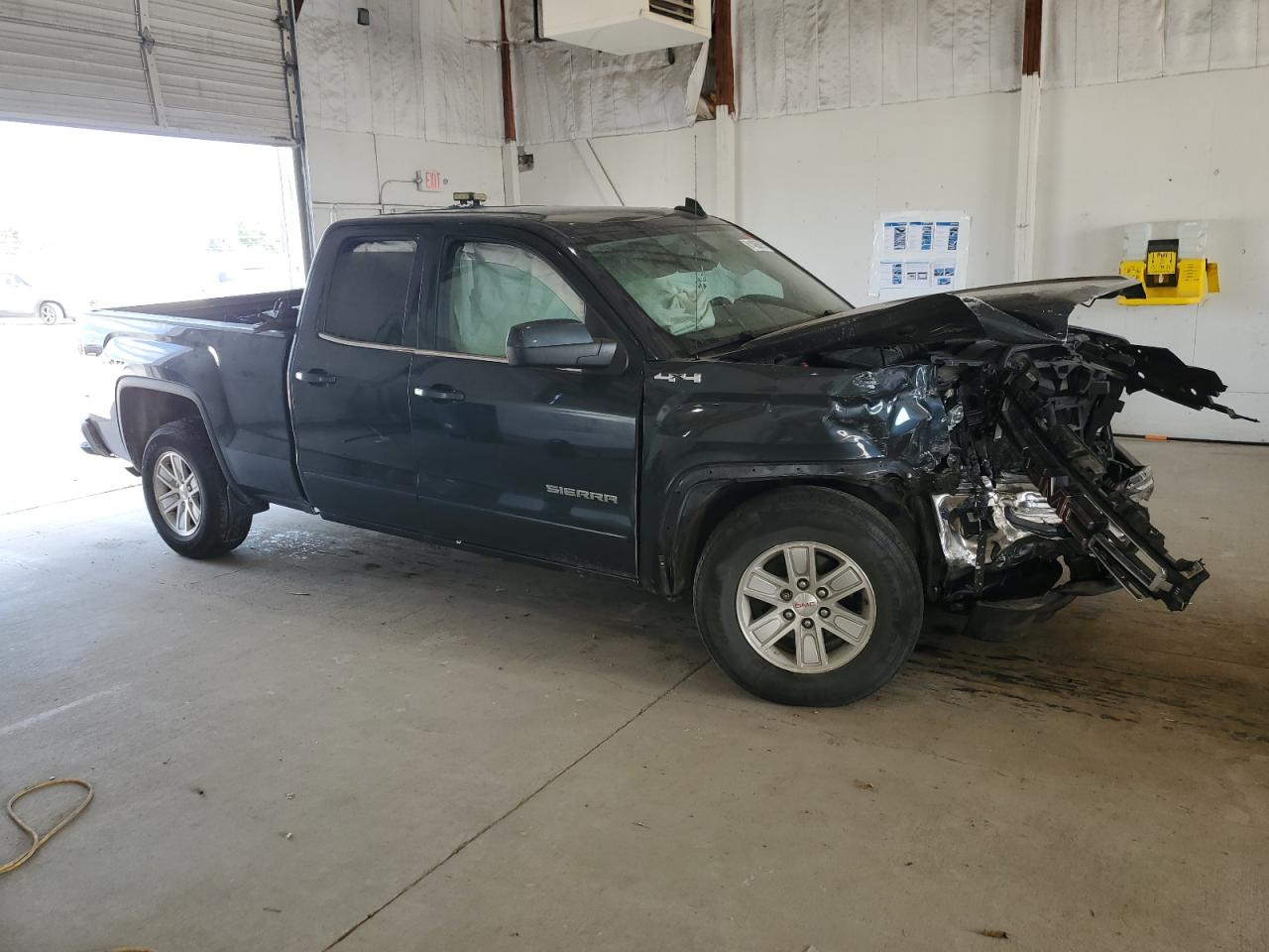 GMC SIERRA K1500 SLE