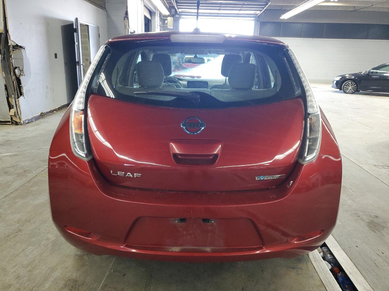 NISSAN LEAF S