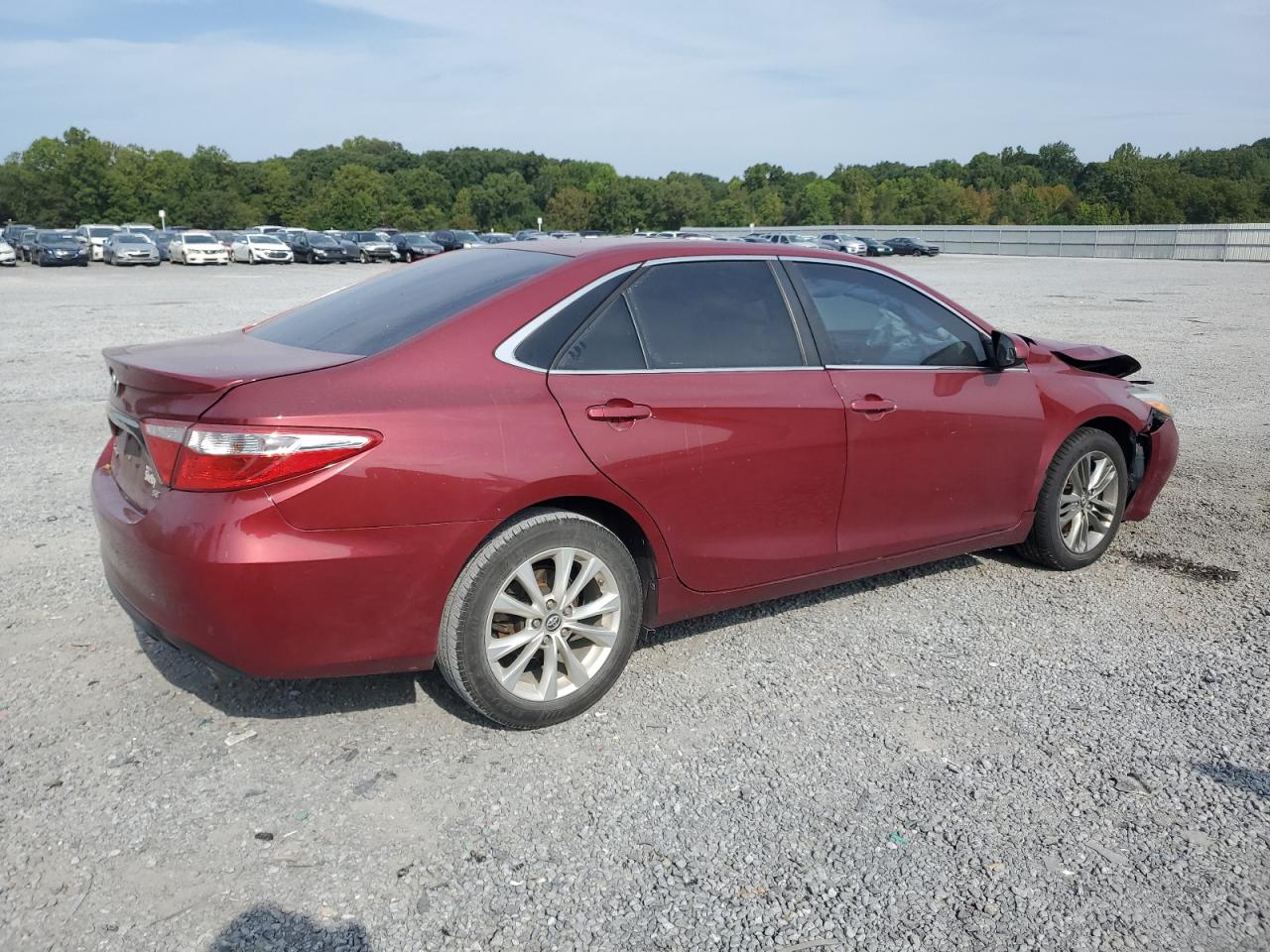 TOYOTA CAMRY LE